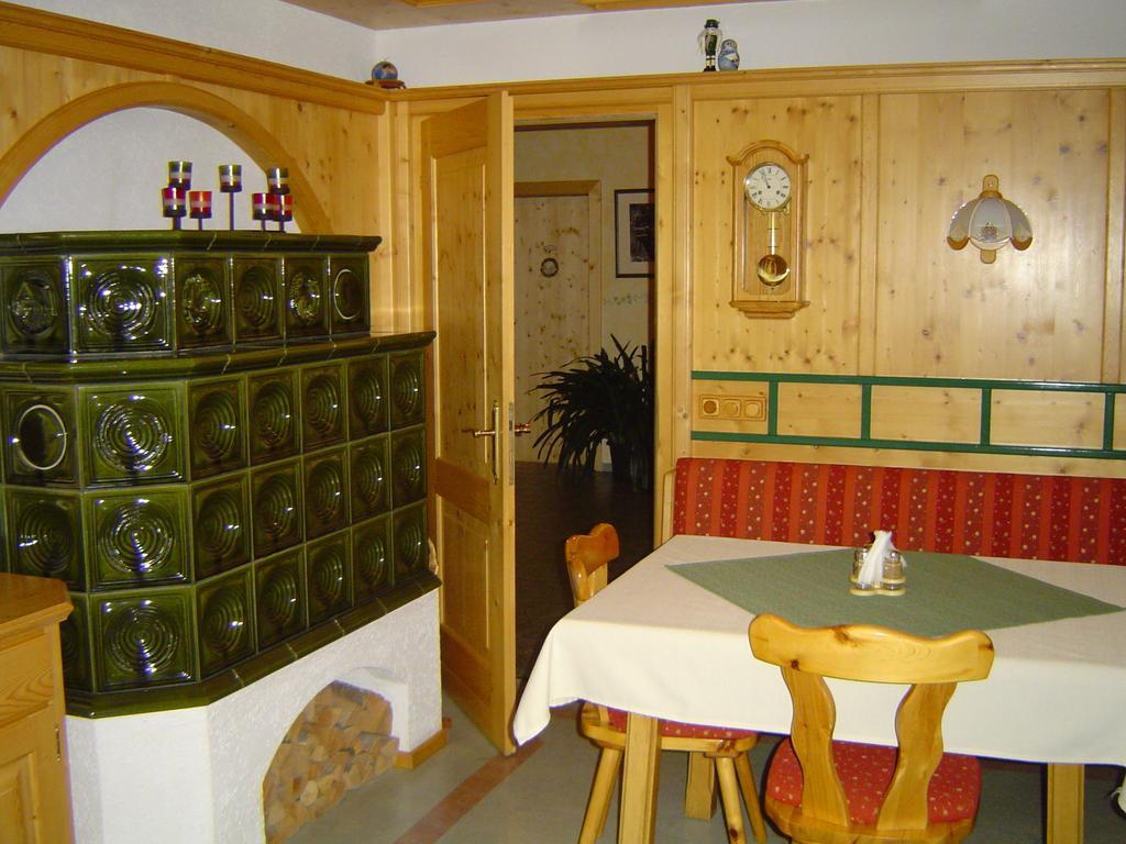Kirchenbichlerhof Farm stay *
